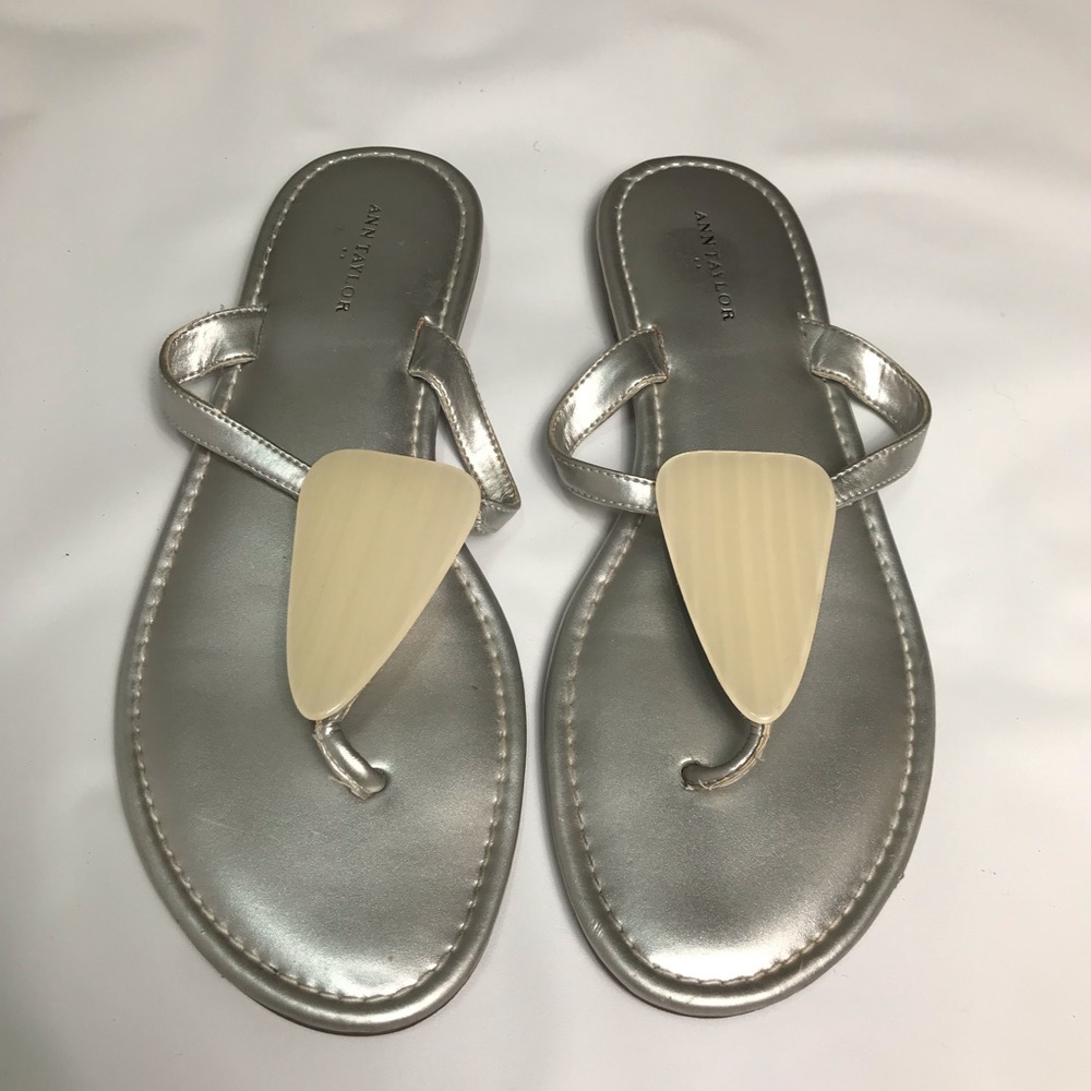 Ann Taylor Silver Metallic Pearl Stone Sandals